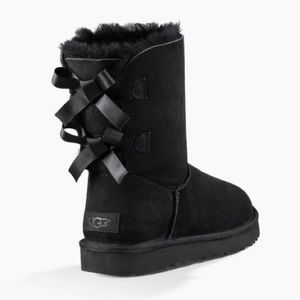 UGG Bailey Bow II boot